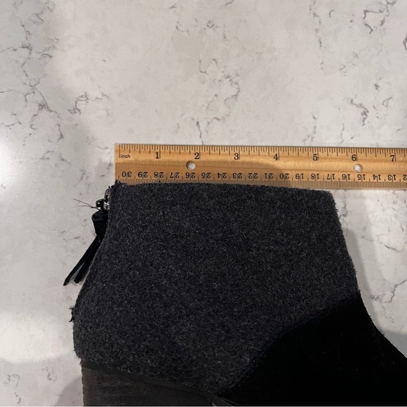 Toms Lacy Ankle Boots Black Suede and Grey Wool Tassle Zipper Size 7.5 - Picture 13 of 13